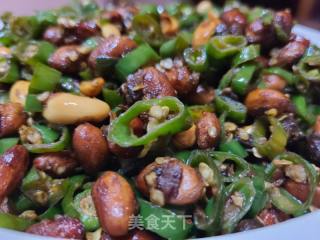 花死米豆豉炒线椒的做法步调：10