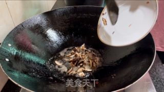 芥蓝香肠炒饭的做法步调：9