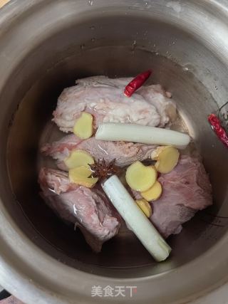 淮北牛肉汤的做法步调：3