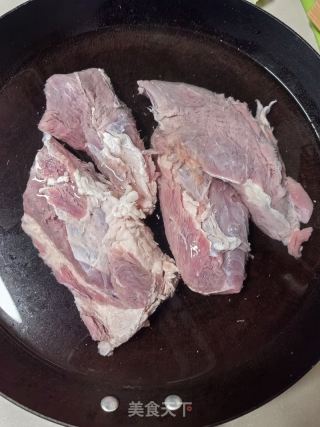 淮北牛肉汤的做法步调：1