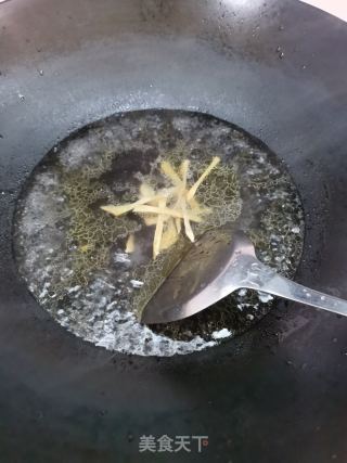 酸豆角煮鲈鱼的做法步调：9