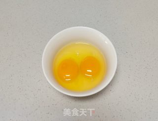 里包糠炸豆腐的做法步调：3