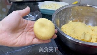 肉紧芝士北瓜饼的做法步调：12