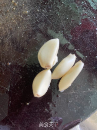 五花肉烧黄豆的做法步调：5