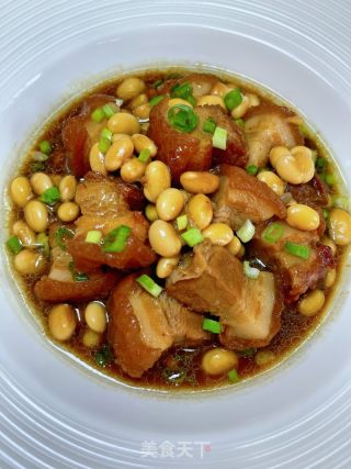 五花肉烧黄豆的做法步调：14