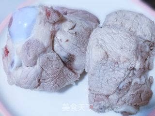 猪骨烩酸菜的做法步调：3