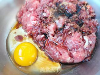 韭菜牛肉馅火饺的做法步调：2