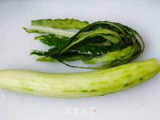 黄瓜炒鸡蛋的做法步调：2
