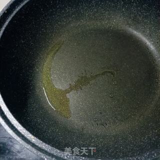 韭菜鸡蛋炒花菇的做法步调：8