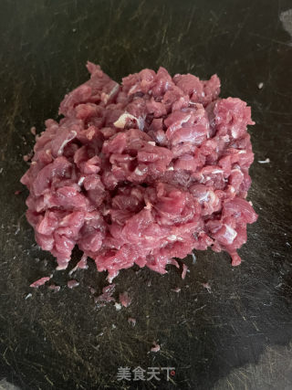死菜牛肉炒饭的做法步调：1