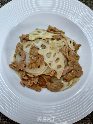 莲藕炒肉片的做法步调：11