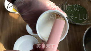 抹茶舒芙蕾，抹茶喷鼻气鼓鼓艰深，舒芙蕾喷鼻醇，让人不由心驰憧憬。的做法步调：9