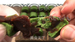 迷您抹茶豆沙小馒头，抹茶风味共同，表面翠绿清爽，里面坚实苦涩。的做法步调：20