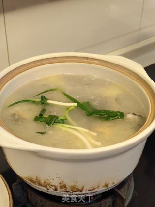 鲫鱼汤里的做法步调：5