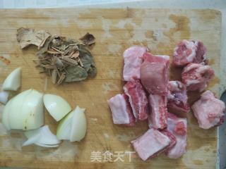 泰式水山排骨的做法步调：1