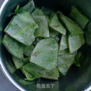对虾海参炖藊豆的做法步调：2
