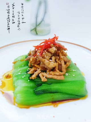 蒜喷鼻肉丝青菜的做法步调：1