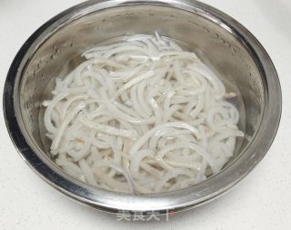 百吃没有厌猪皮冻的做法步调：2