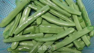 干煸四时豆的做法步调：2