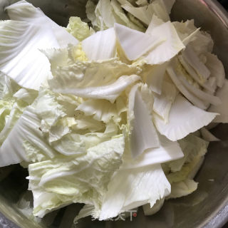 酸辣利剑菜的做法步调：1