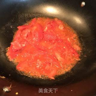 西白柿炒鸡蛋的做法步调：5