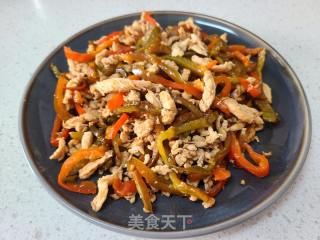 辣椒炒鸡胸肉的做法步调：5