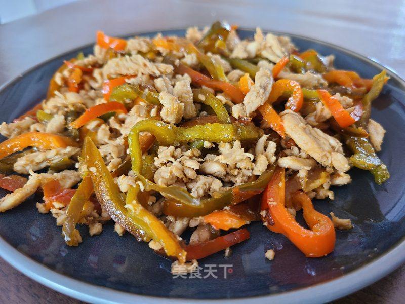 辣椒炒鸡胸肉的做法