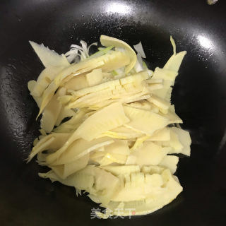 素炒冬笋的做法步调：5