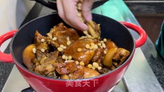 黄豆焖猪足的做法步调：7