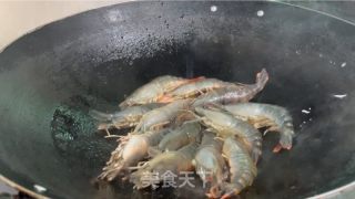 蒜蓉黄油虾的做法步调：4