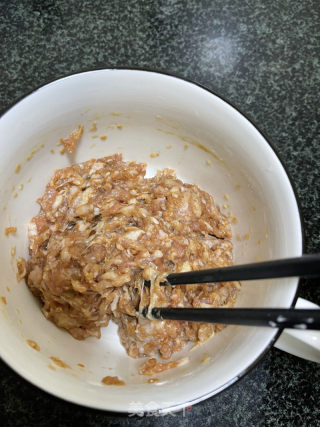 羊肚菌酿肉的做法步调：4