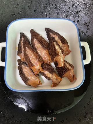 羊肚菌酿肉的做法步调：6