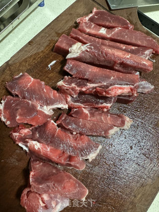 便宜风干牛肉的做法步调：2