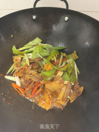 回锅肉的做法步调：6