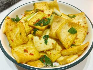 芹菜豆腐的做法步调：7