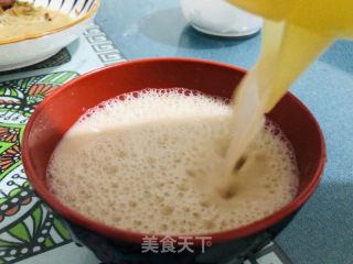 正宗受古奶茶的做法步调：6